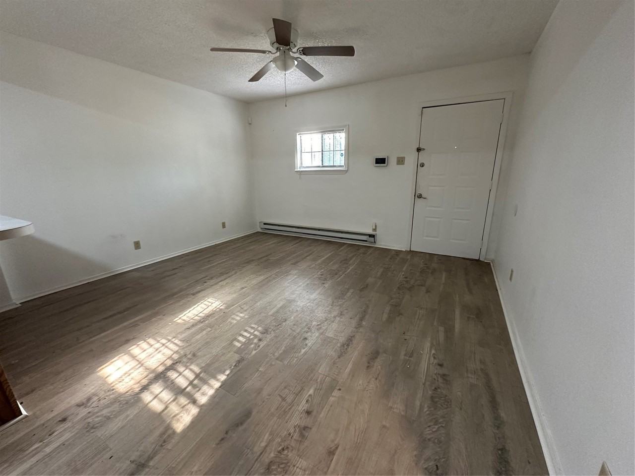 3578 Wayside Ave - Photo 4 of 11