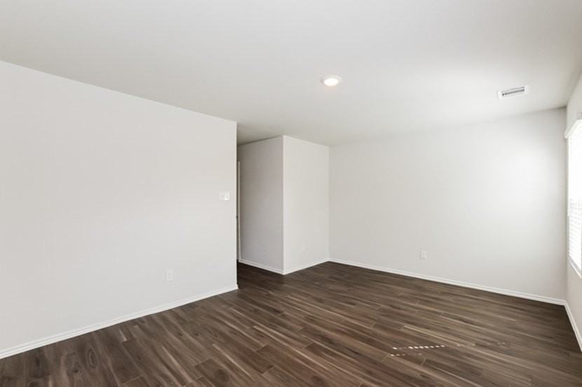 508 Woodhouse Way - Photo 5 of 12
