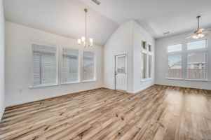 featured image of 16309 Garden Dr