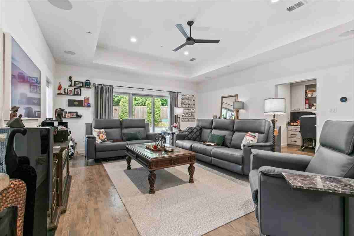 809 Meadow Bend Loop S - Photo 7 of 31