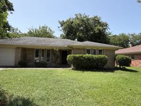 1212 Linden Dr - Photo 1 of 1