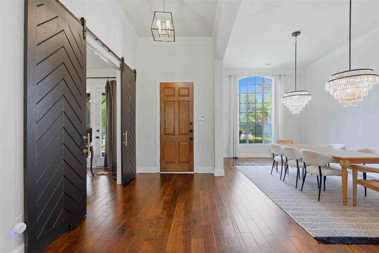 15138 Woodbluff Dr - Photo 3 of 22