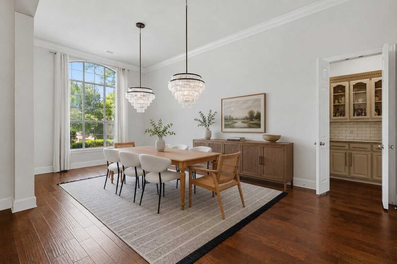15138 Woodbluff Dr - Photo 4 of 22