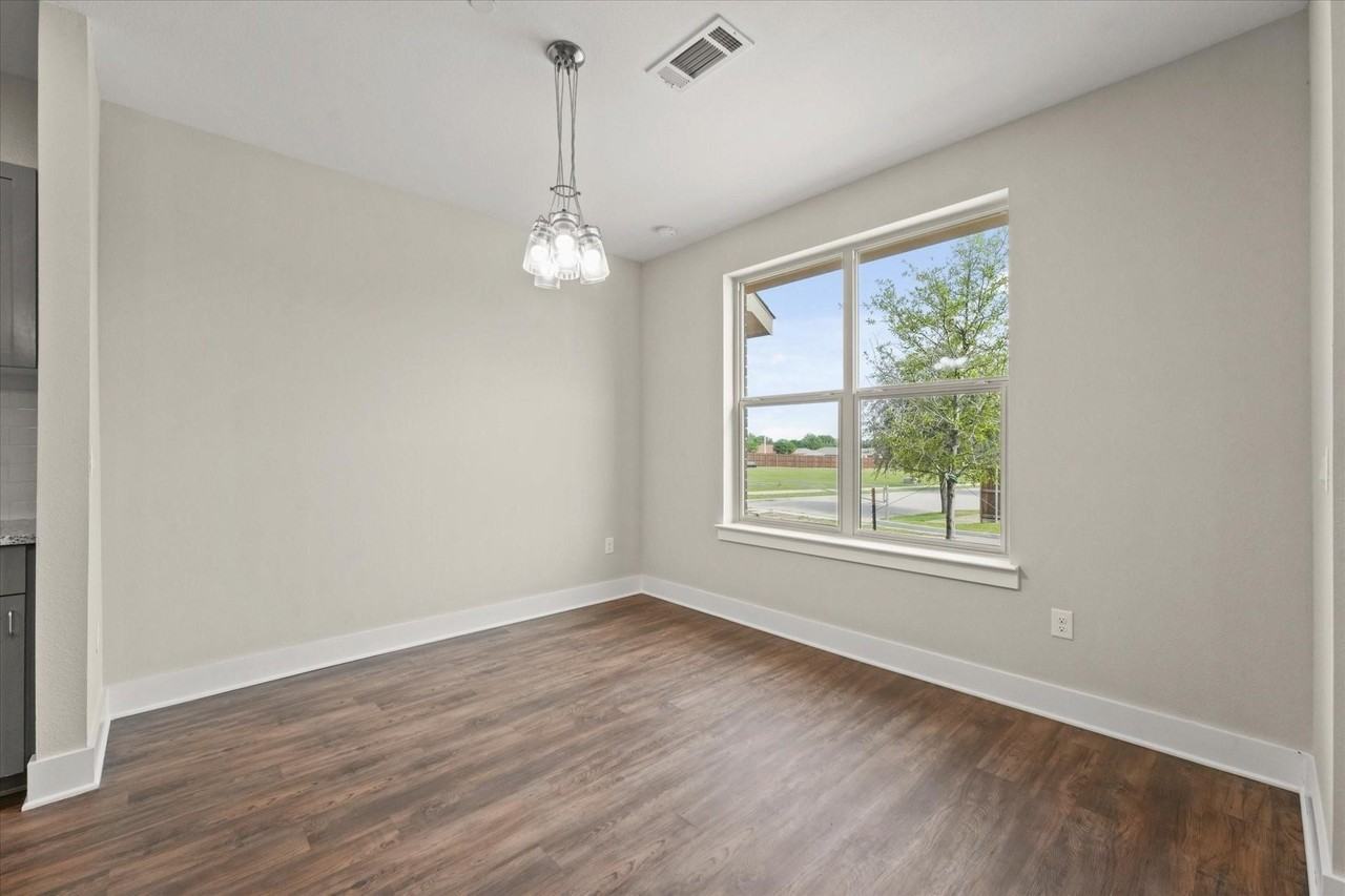 3409 Aaron Pl - Photo 4 of 26