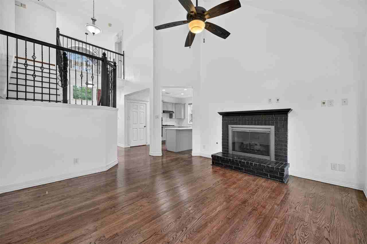 5900 Atlanta Dr - Photo 5 of 24
