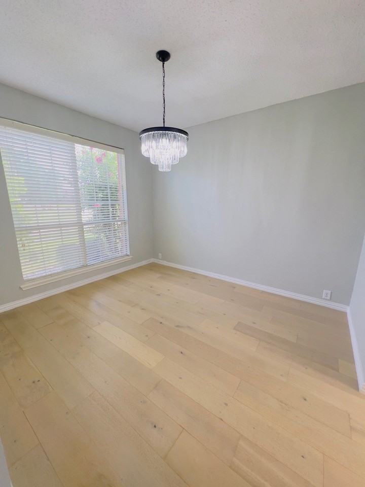 4712 Frost Hollow Dr - Photo 5 of 31