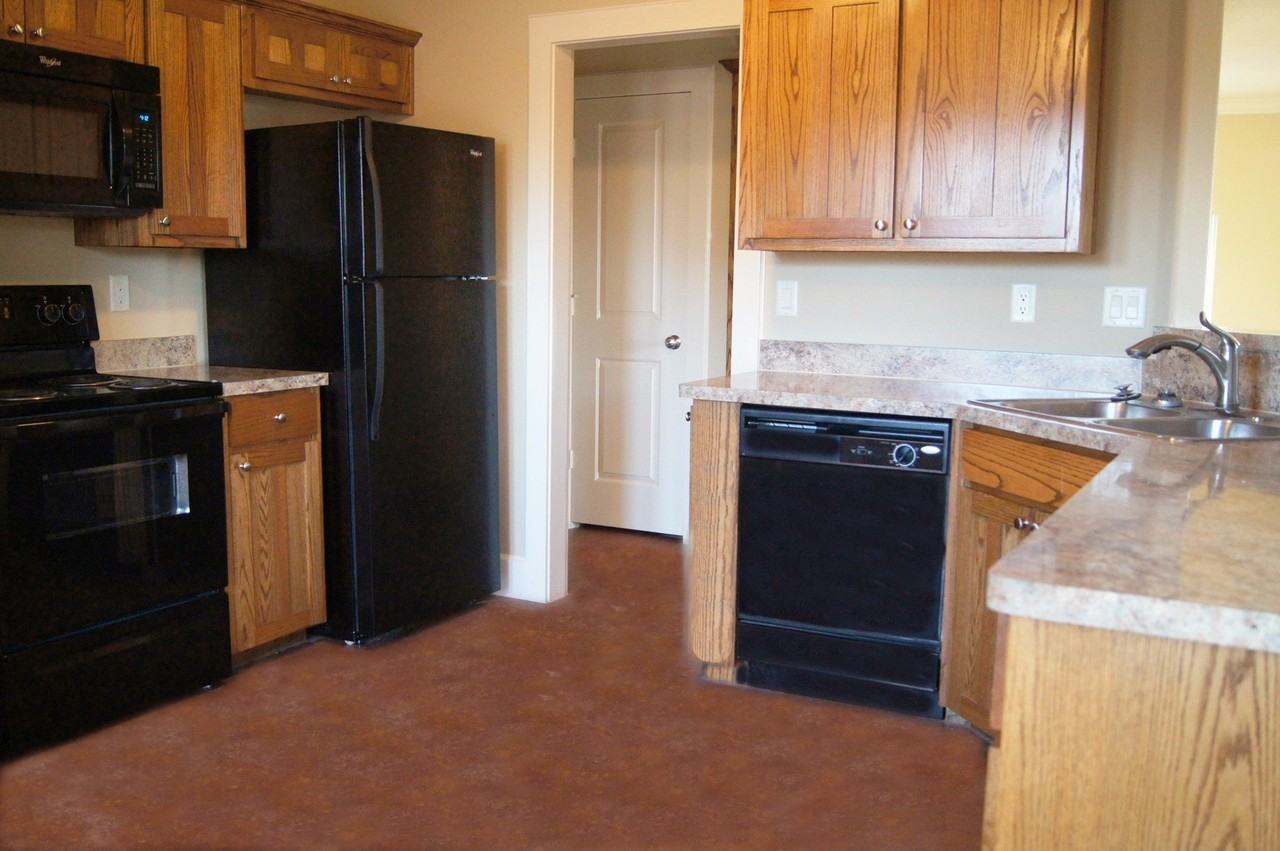 801 S Kiowa St Unit B - Photo 4 of 9