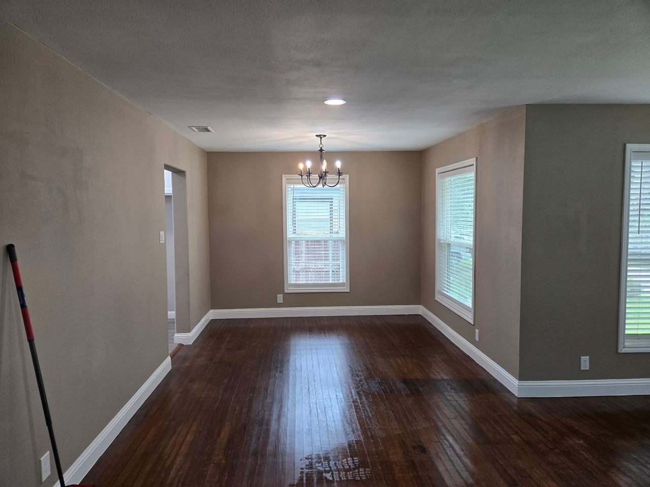 3251 W Fuller Ave - Photo 2 of 6