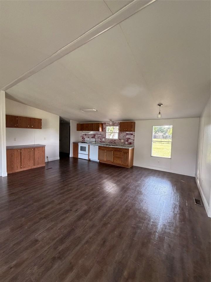 2517 Willow Oak Ln - Photo 3 of 10