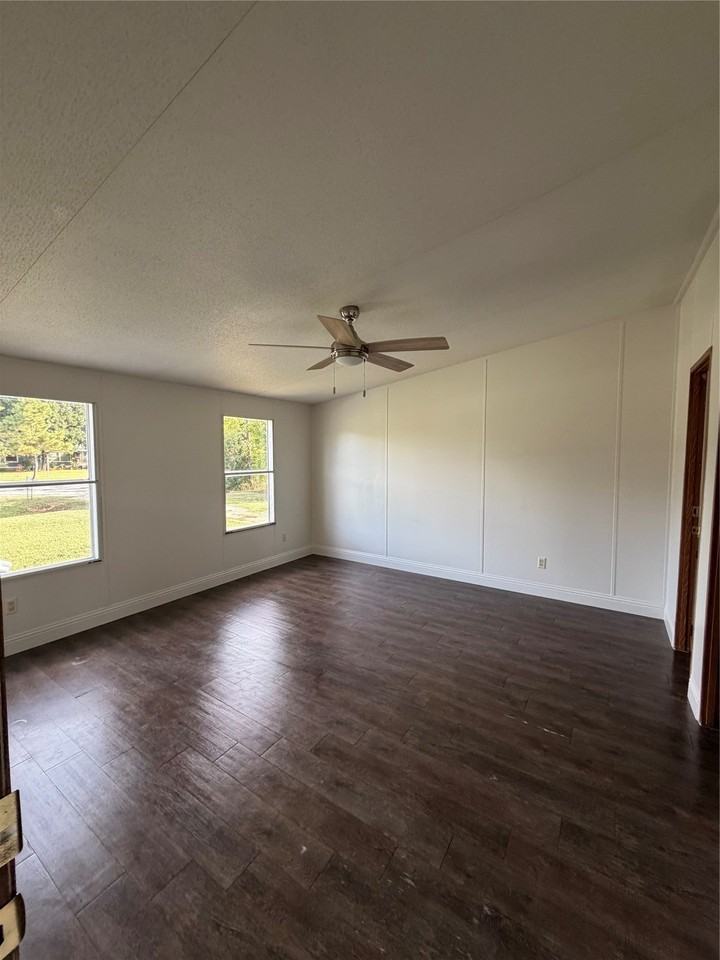 2517 Willow Oak Ln - Photo 4 of 10