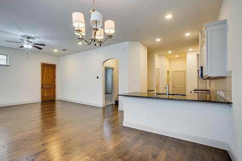 4678C Dozier Rd - Photo 6 of 27