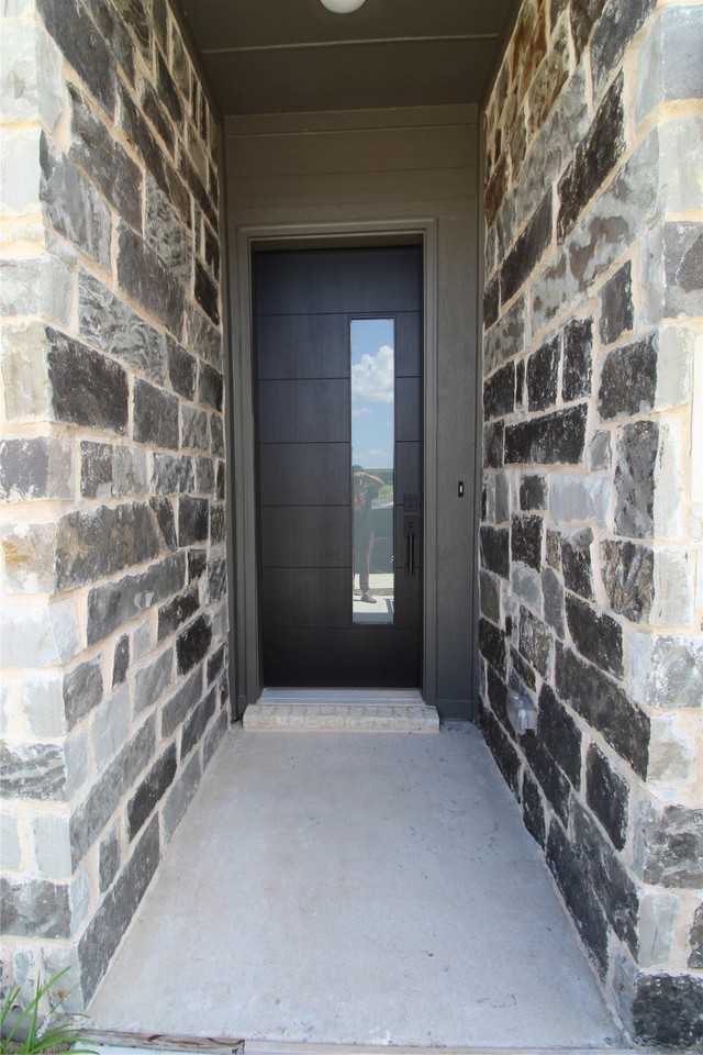 1227 Doris May Dr - Photo 2 of 40