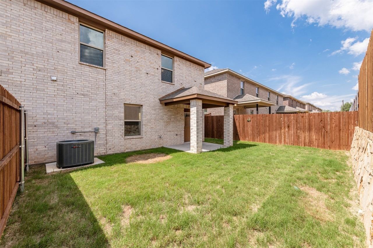 722 Rolling Terrace Cir - Photo 3 of 24