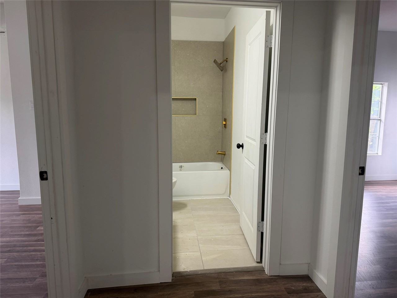 2910 Birmingham Ave - Photo 7 of 15