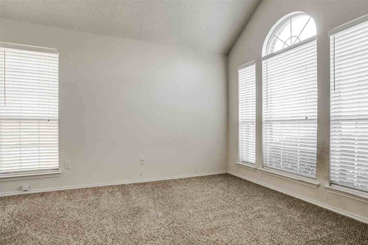 4213 Magnolia Dr - Photo 6 of 25