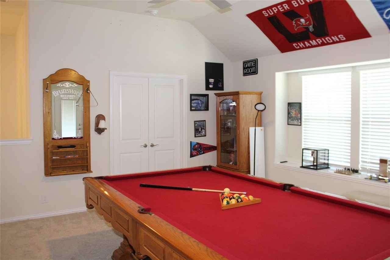 1908 Midhurst Dr - Photo 5 of 28