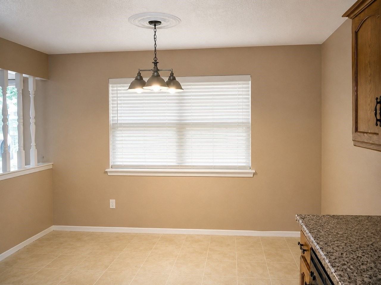 3816 Wrentham Dr - Photo 4 of 9