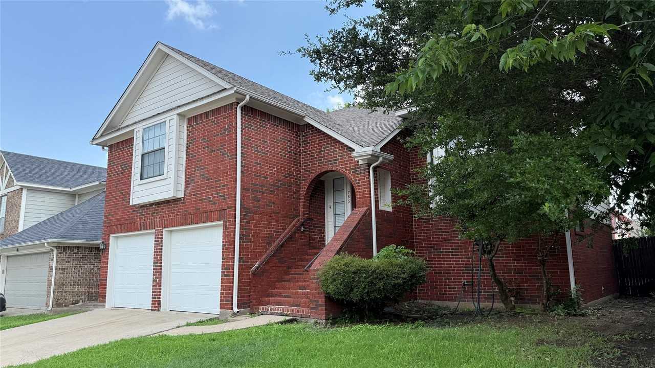 786 Pierre Ln
