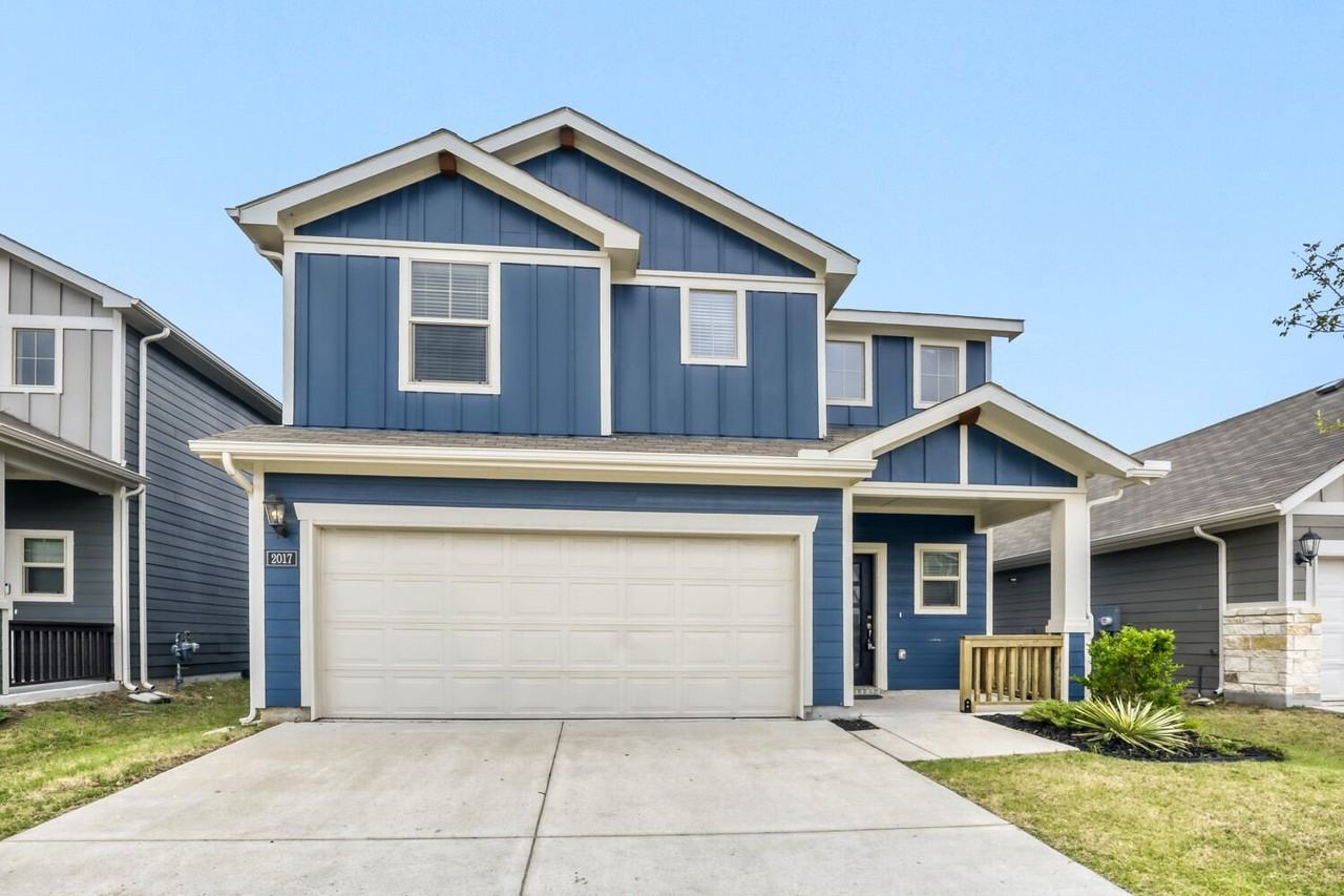 2017 Pine Stone Ln