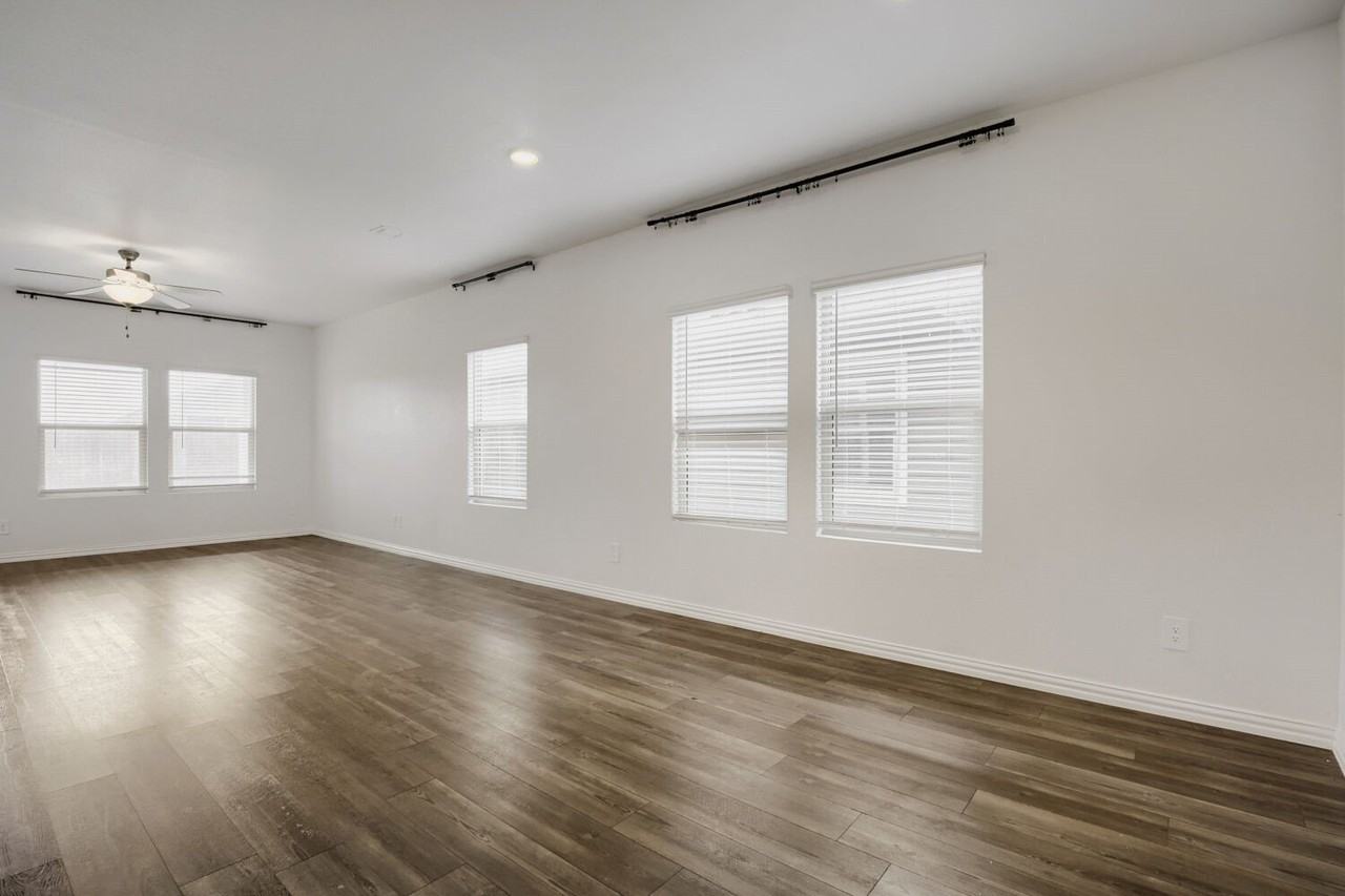 2017 Pine Stone Ln - Photo 6 of 29