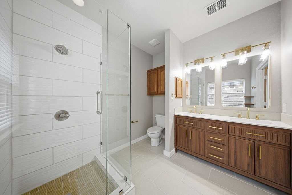 2140 Walnut Square Dr - Photo 6 of 15