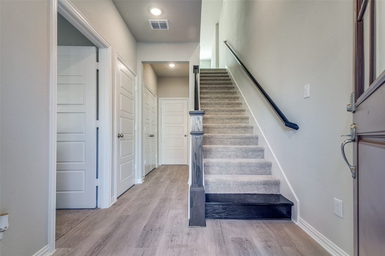 4488 N River Walk Dr - Photo 6 of 27