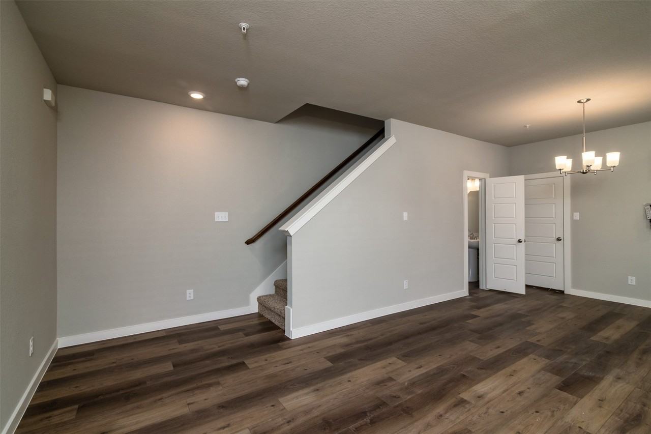 729 Harvest Moon Dr - Photo 7 of 19