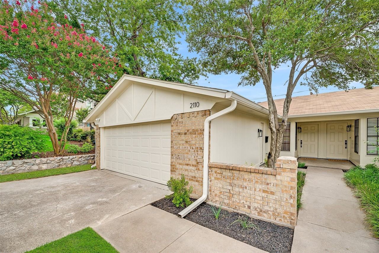 2110 Mistletoe Ave - Photo 2 of 14