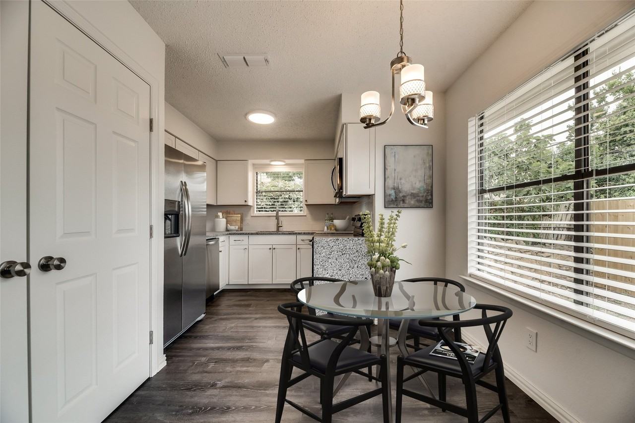 2110 Mistletoe Ave - Photo 6 of 14