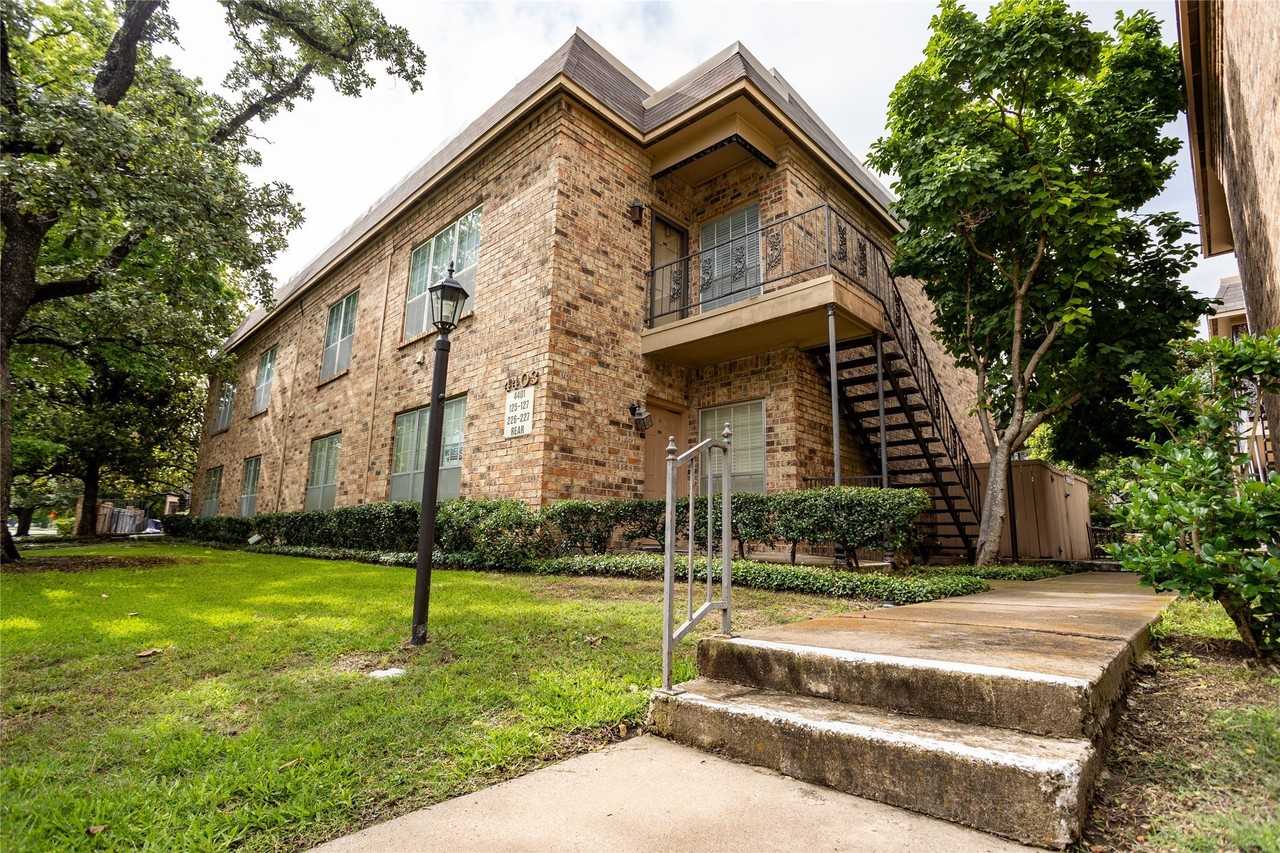 4403 Bellaire Dr S #222S