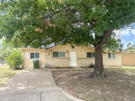 701 Tanglewood Dr - Photo 1 of 1