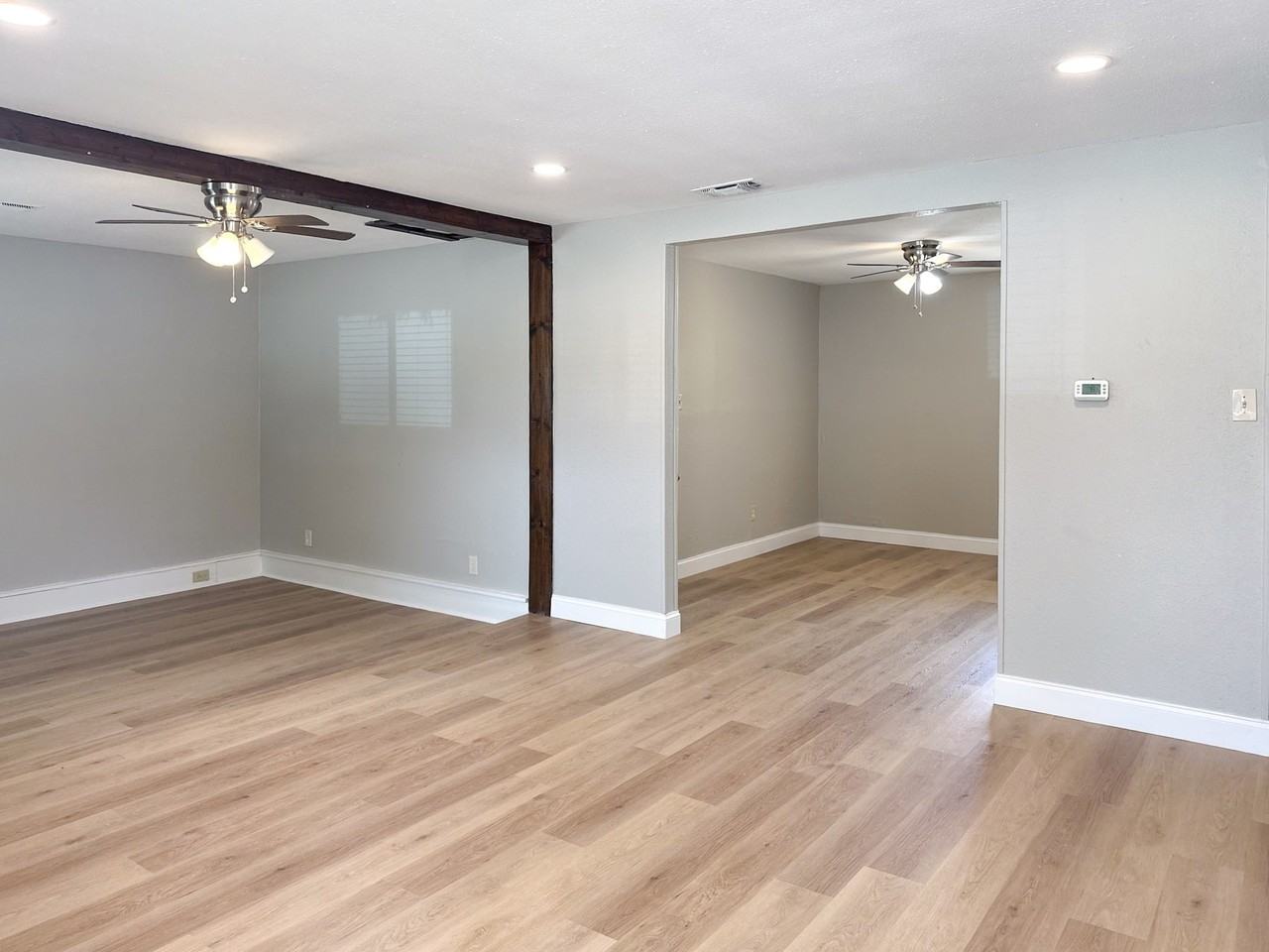 701 Tanglewood Dr - Photo 3 of 24