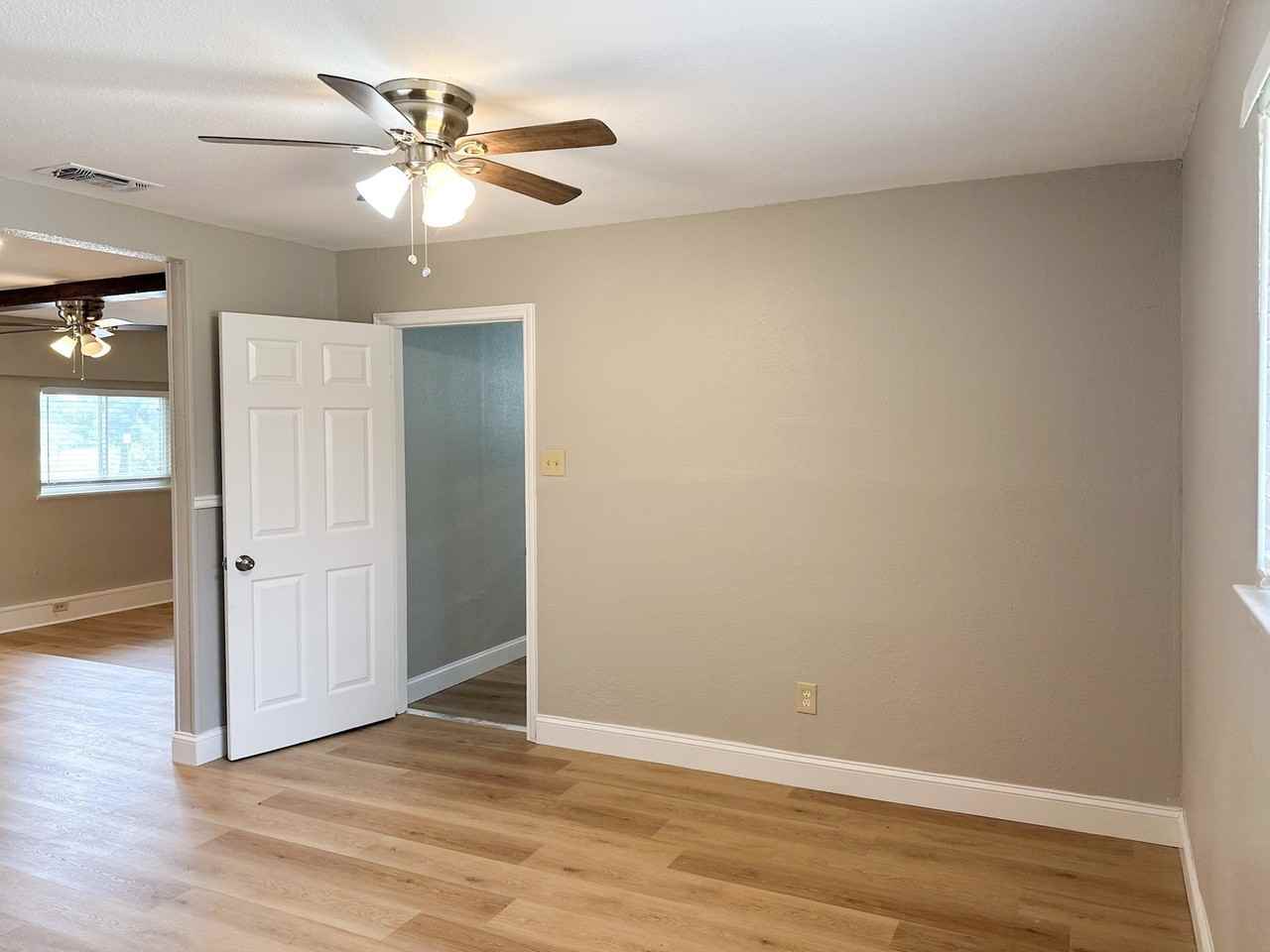701 Tanglewood Dr - Photo 7 of 24