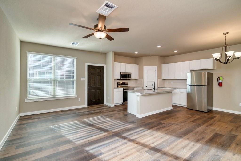 743 Harvest Moon Dr - Photo 5 of 20