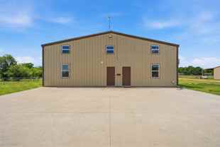 103 W Cleburne Rd #2 - Photo 1 of 1