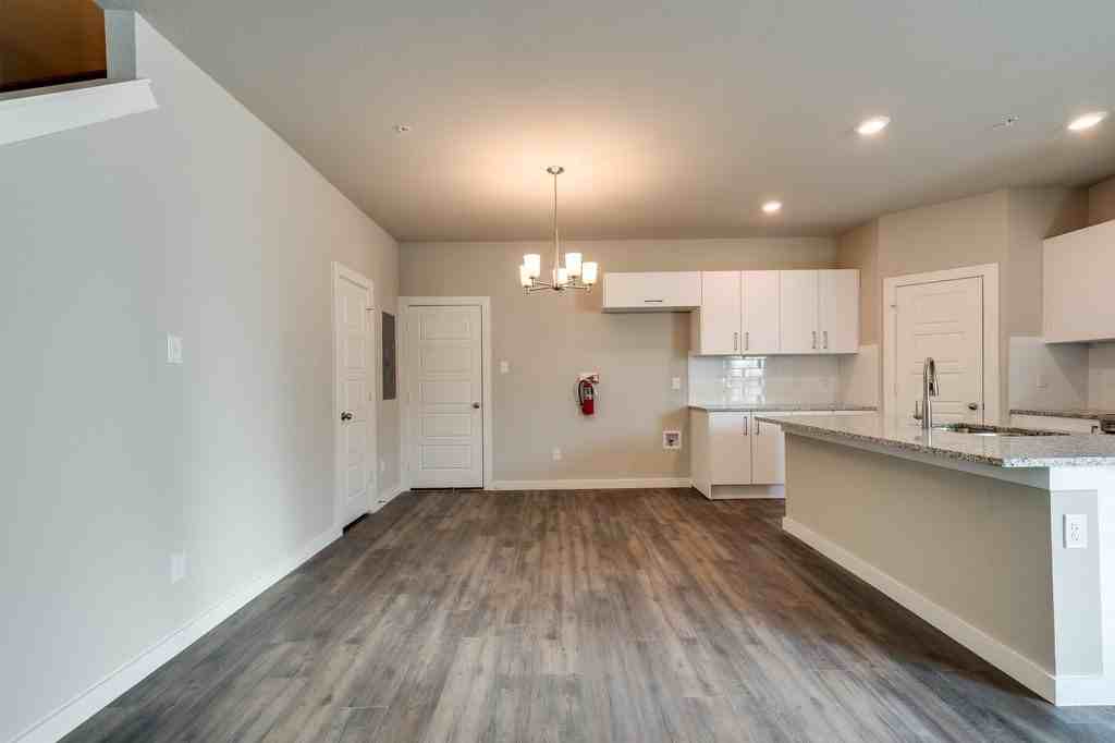 629 Wheatfield Dr - Photo 3 of 12