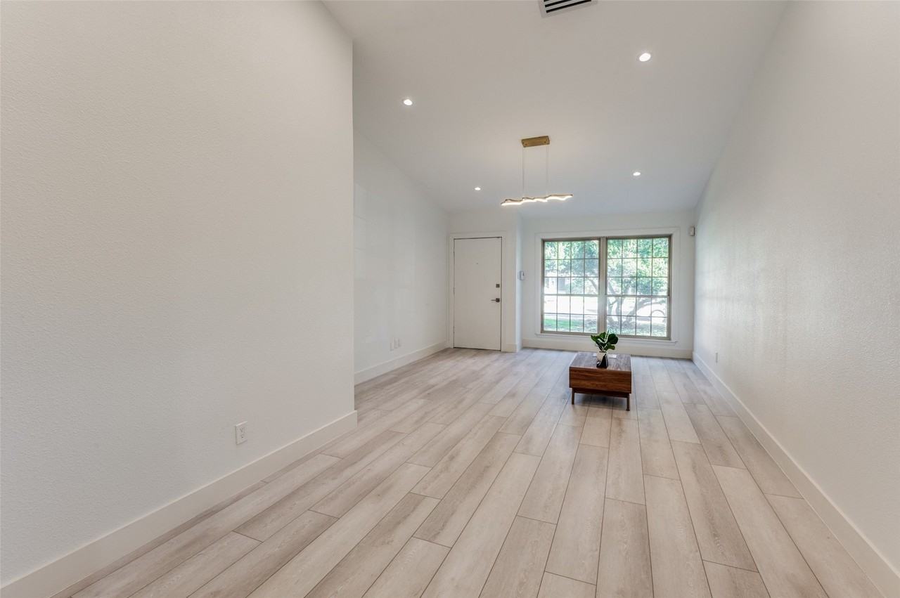 13702 Flagstone Ln - Photo 5 of 26