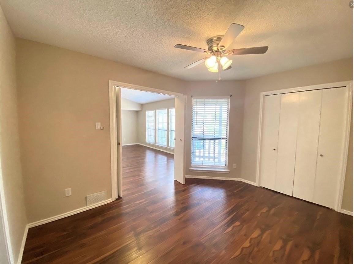 3101 Townbluff Dr #423 - Photo 4 of 12