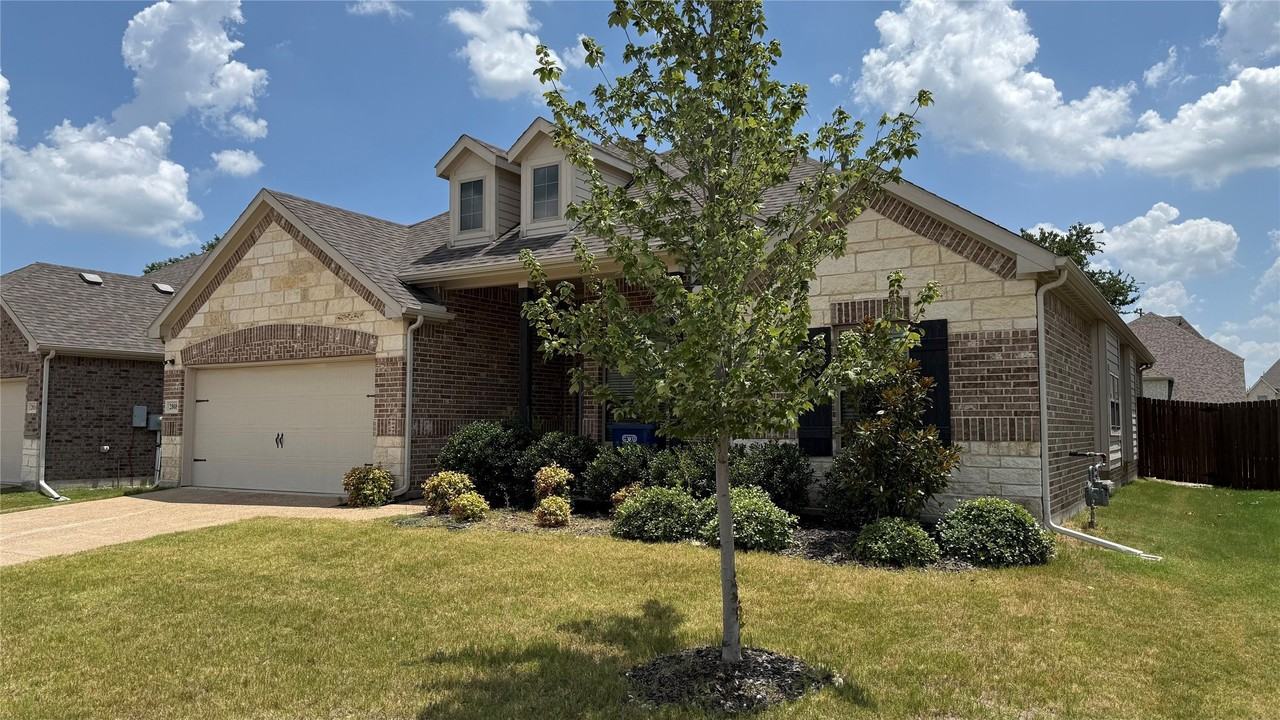 2808 Pronghorn Dr - Photo 4 of 22