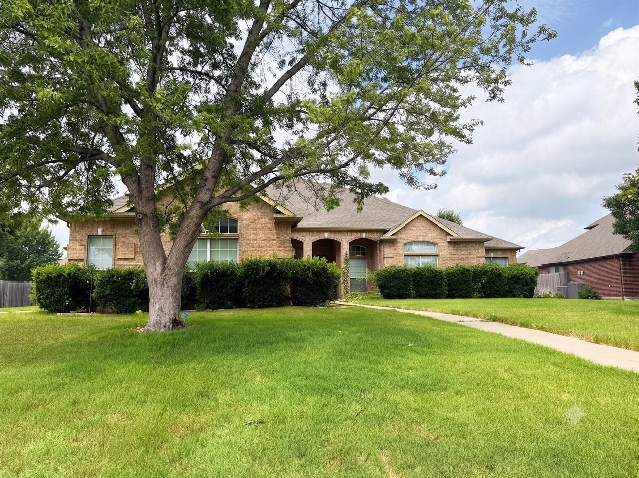 13733 Alterna Dr - Photo 2 of 30