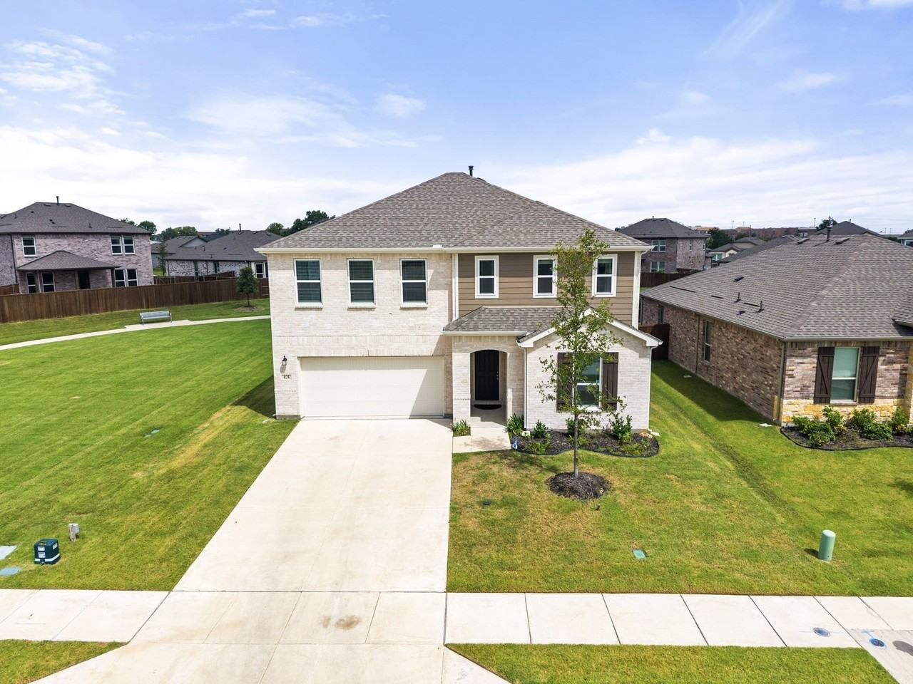424 Princewood Dr - Photo 5 of 38