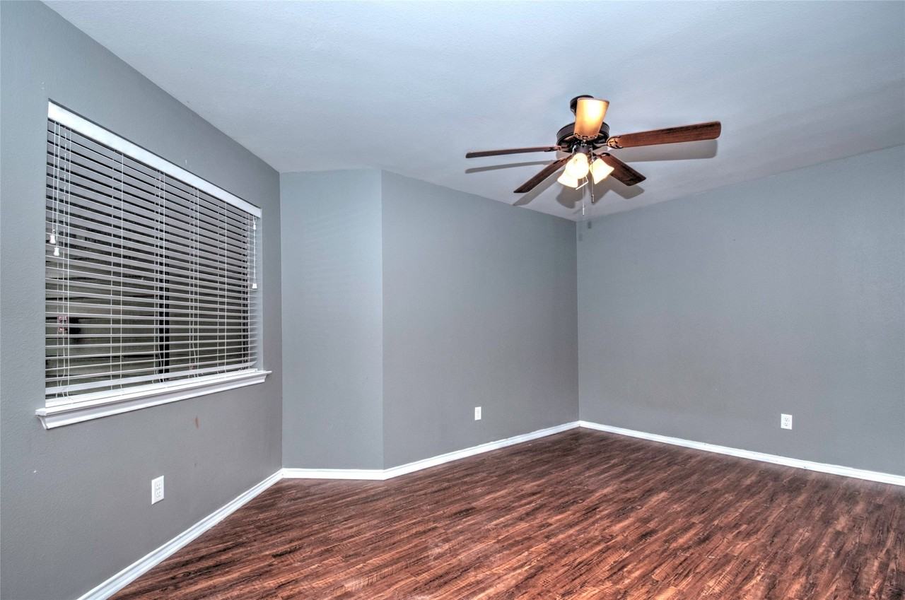 9831 Walnut St #209 - Photo 6 of 26