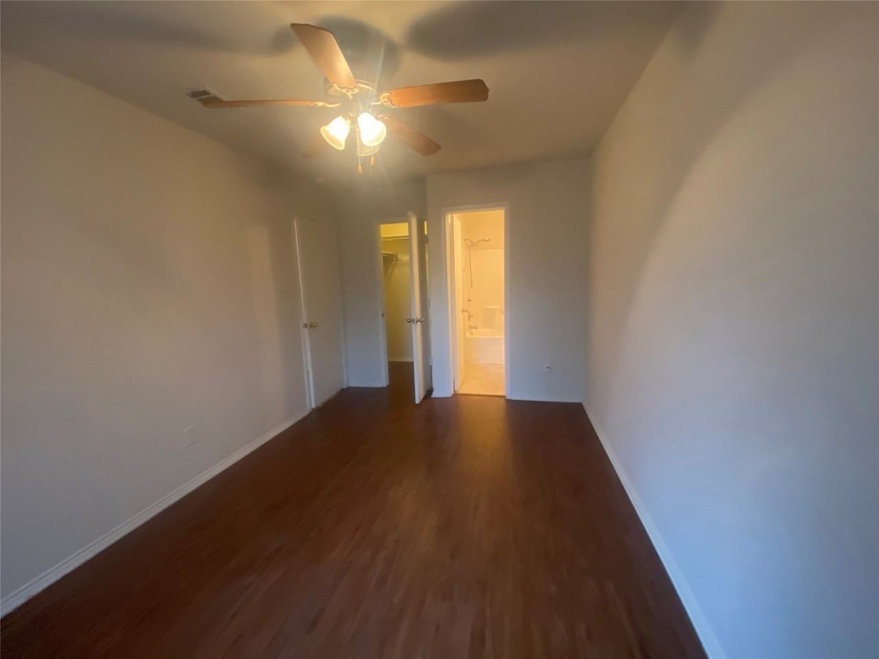 2302 Coleman Ave - Photo 6 of 12