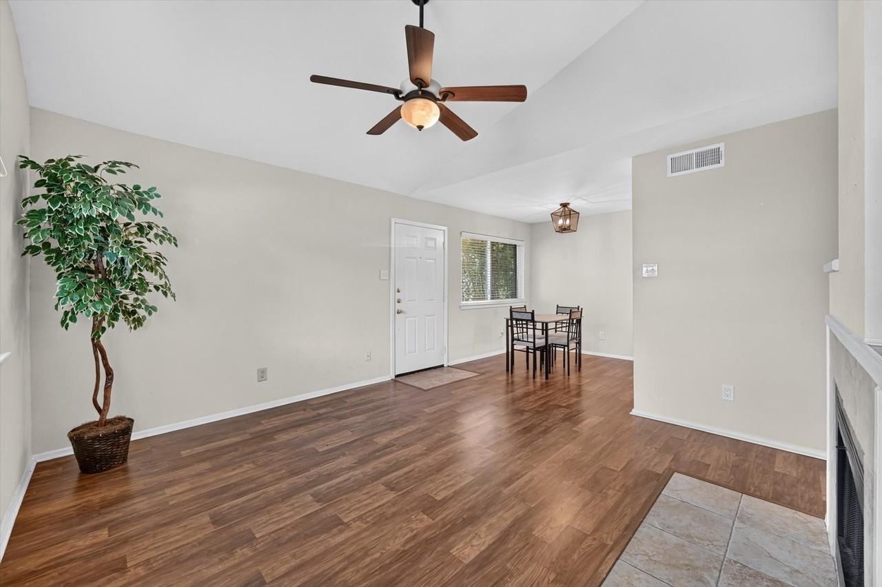 5728 Cedar Creek Dr #5728 - Photo 7 of 26