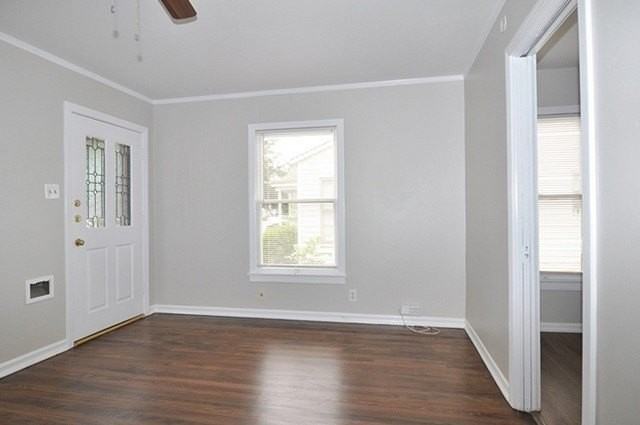 2726 Wayside Ave - Photo 3 of 12