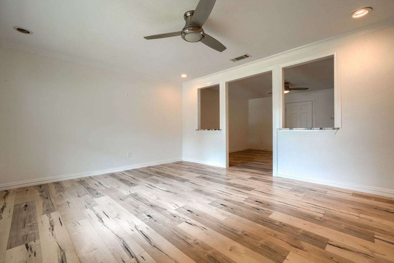 1246 Woodburn Trl - Photo 4 of 24