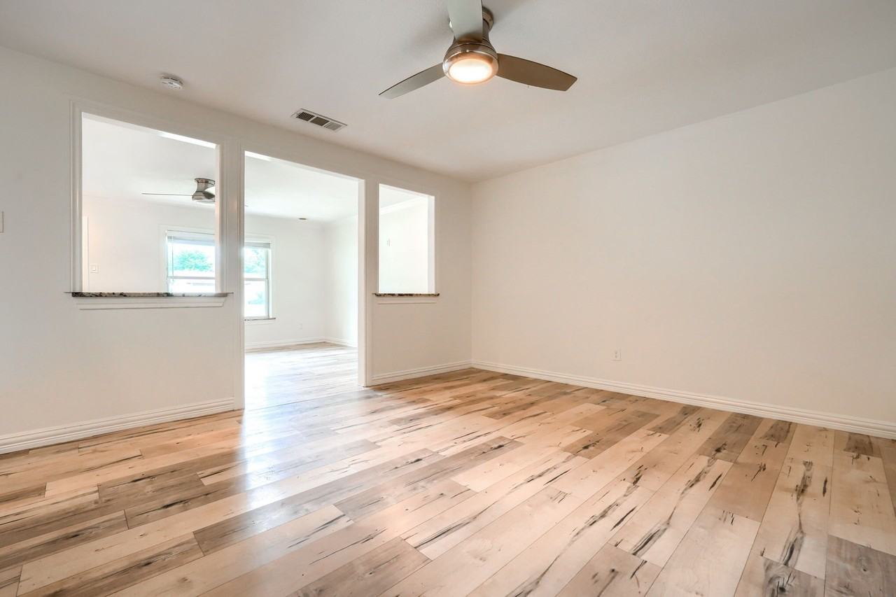 1246 Woodburn Trl - Photo 6 of 24