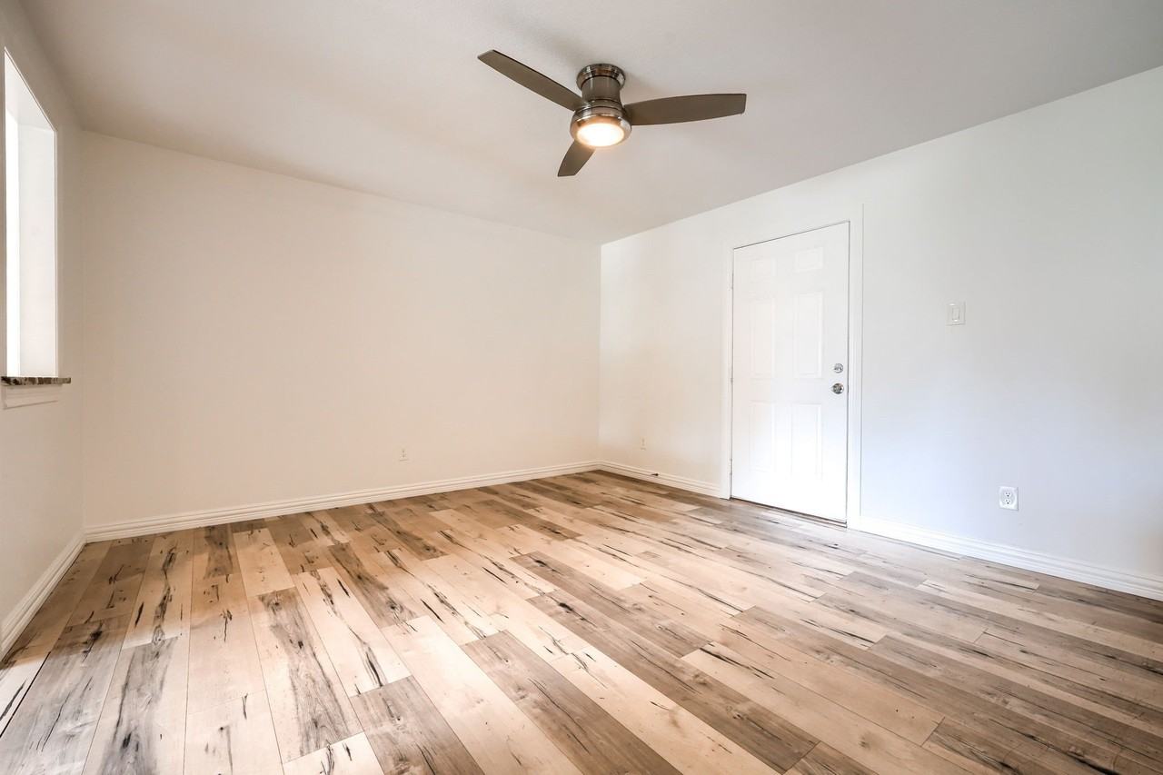 1246 Woodburn Trl - Photo 7 of 24