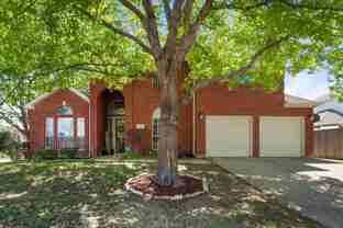 7700 Buccaneer Cir - Photo 1 of 1