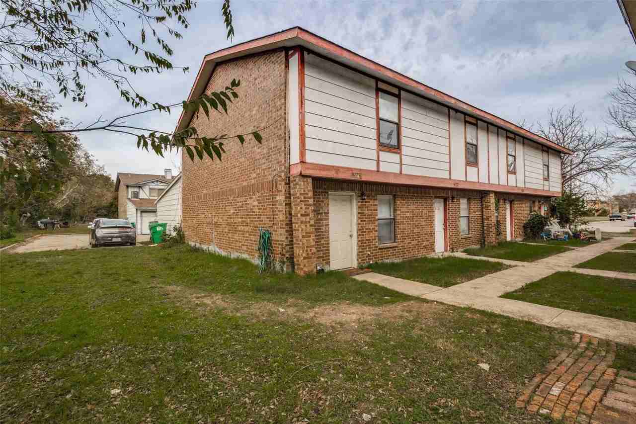 3067 Olympia Dr - Photo 2 of 28